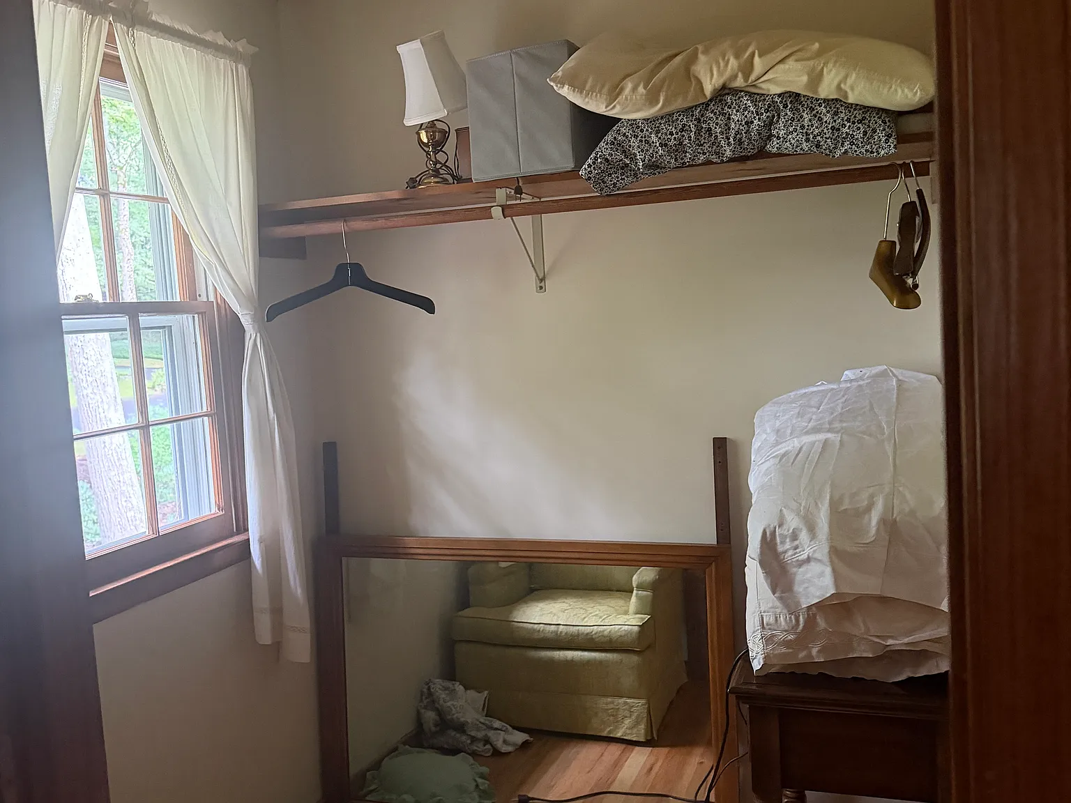 4 bed, 3856 sqft, $1,450 — Photo 4