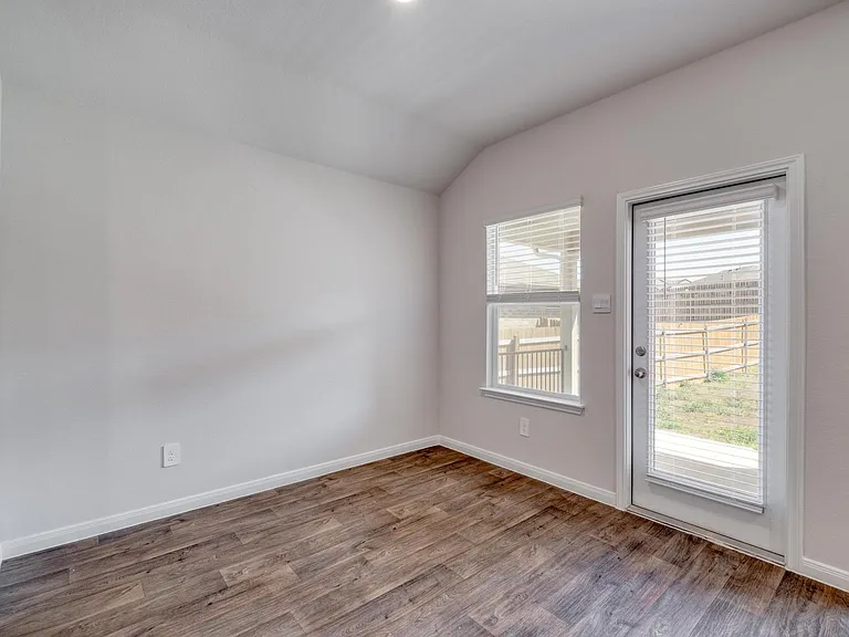 109 Bethpage Dr — Photo 15