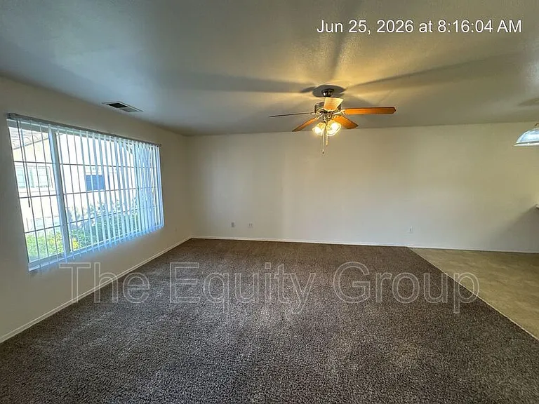 4203 W Walnut Ave #C — Photo 2