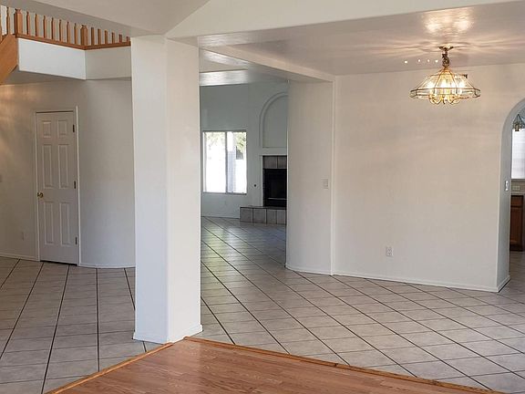4th image of 1708 W Lost Moon Ct