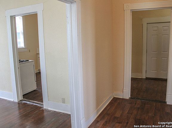 5th image of 420 N Olive St