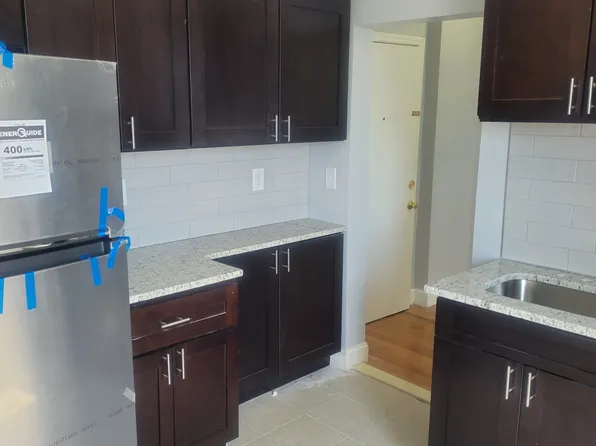 166 Summit Avenue image 11 of 40