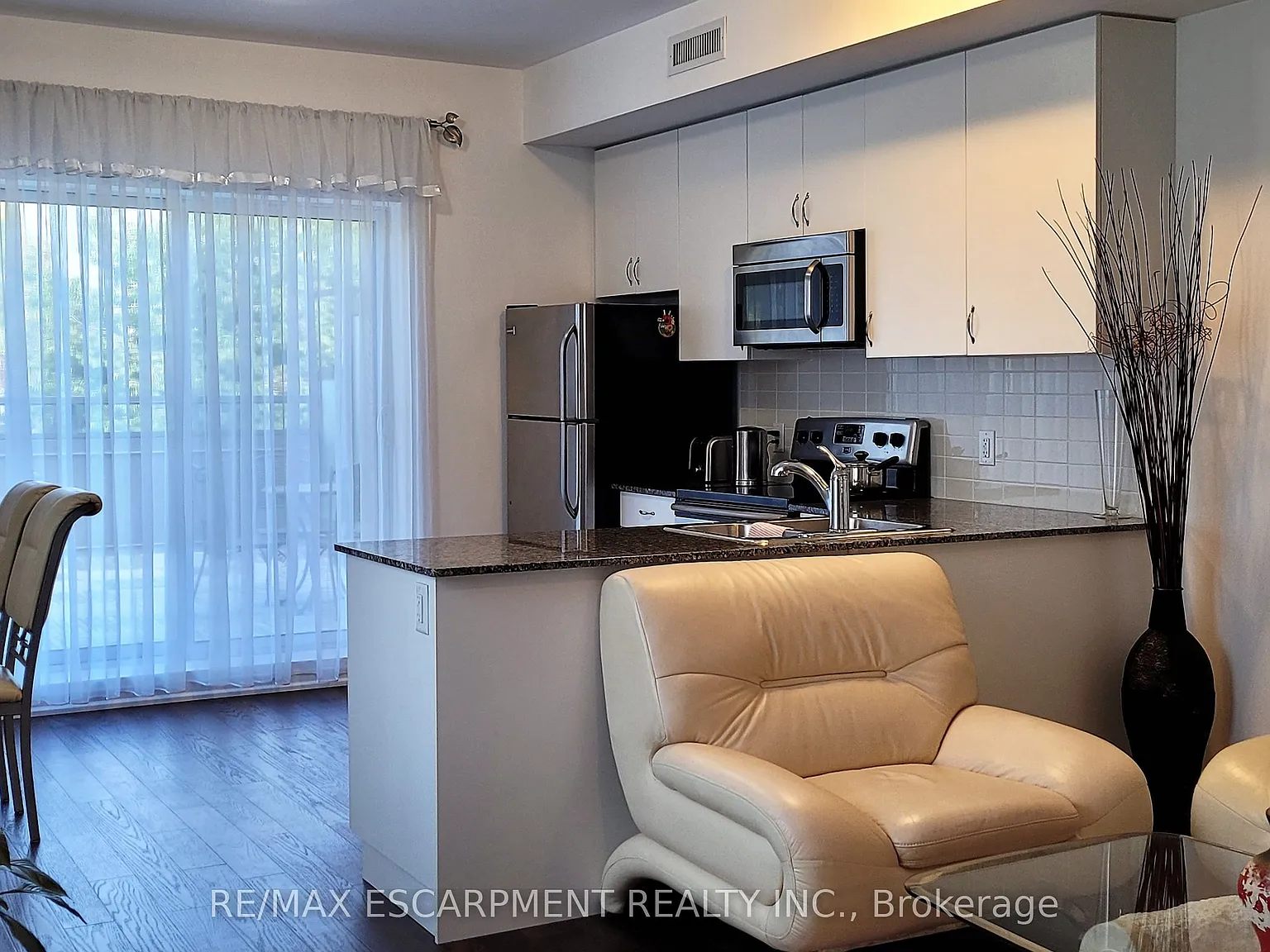 Maxwell Terraces — Photo 2
