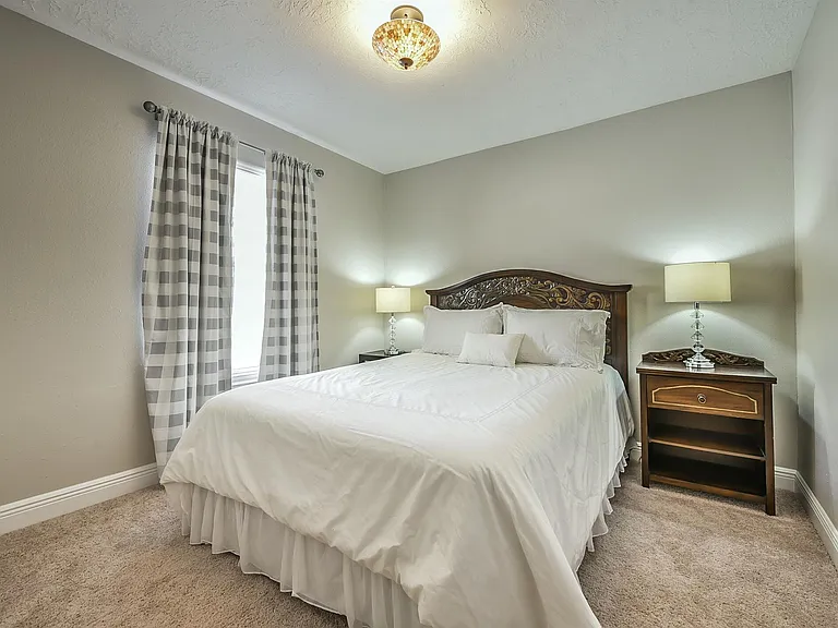 1118 Chelsea Ln — Photo 13