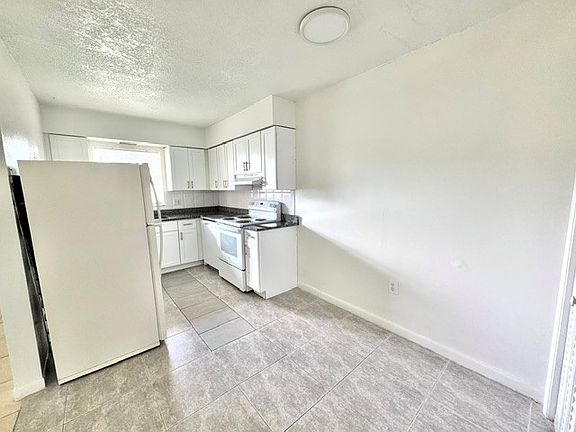 3rd image of 4750 40th Ave N APT 106