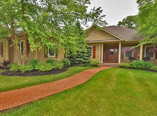 29820 Chardon Rd, Willoughby Hills, OH 44094