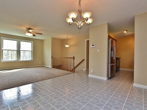 3rd image of 773 Leigh Ann Dr