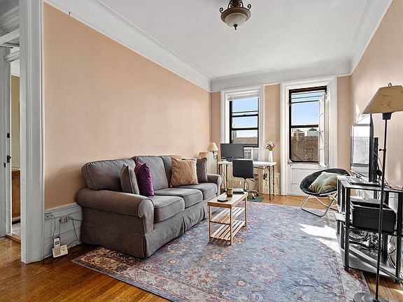 2nd image of 875 W 181st St APT 6I