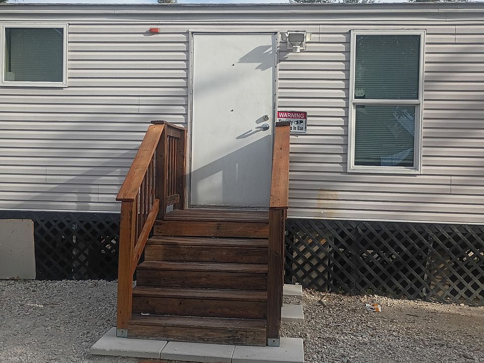 1st image of 3707 16th St W