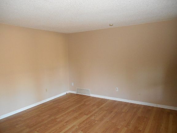 4th image of 26204 197th Ave SE