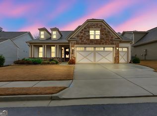 523 Hazelnut Dr, Peachtree City, GA 30269
