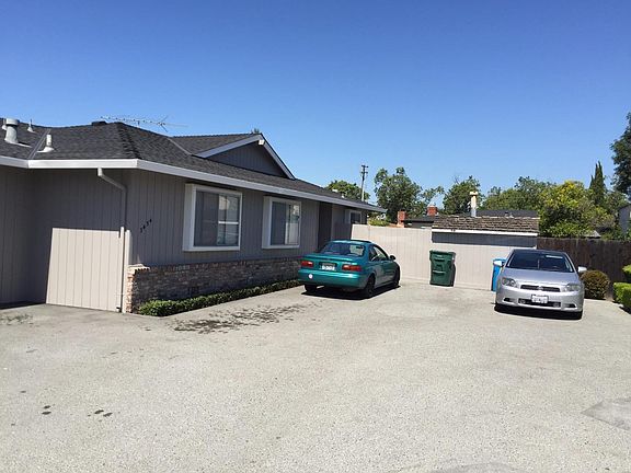 4th image of 3454 Michael Dr