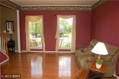 4th image of 43024 Tavernsprings Ct