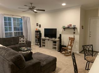 43810 Eagle Bend Sq #211, Leesburg, VA 20176