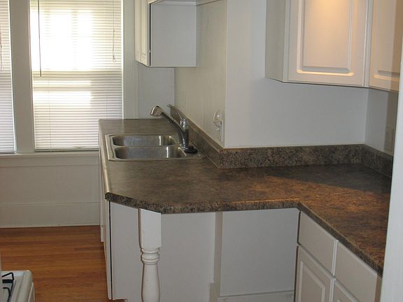 4th image of 4922 California St APT 2