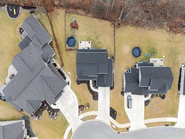 13776 Saddle Creek Ln, Grabill, IN 46741