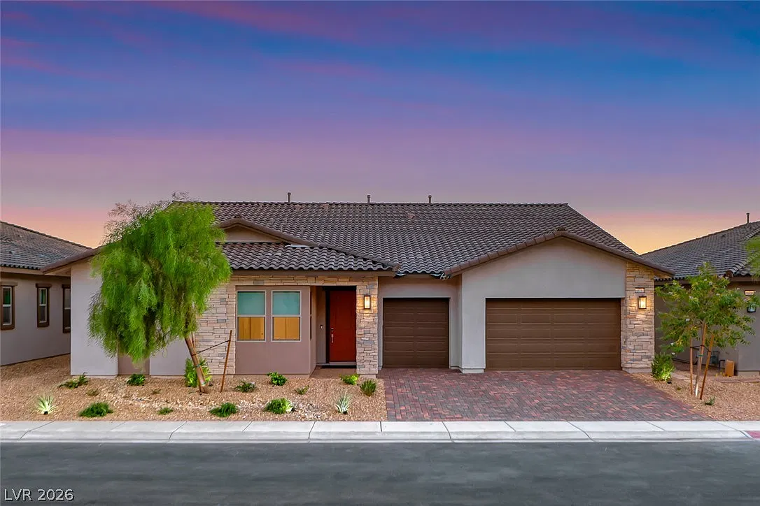 5 bed, 4.5 bath, 3290 sqft, $6,450 — Photo 4