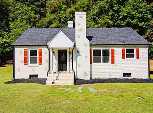4756 Baux Mountain Rd, Winston Salem, NC 27105