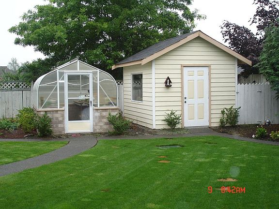 Green house and Shed