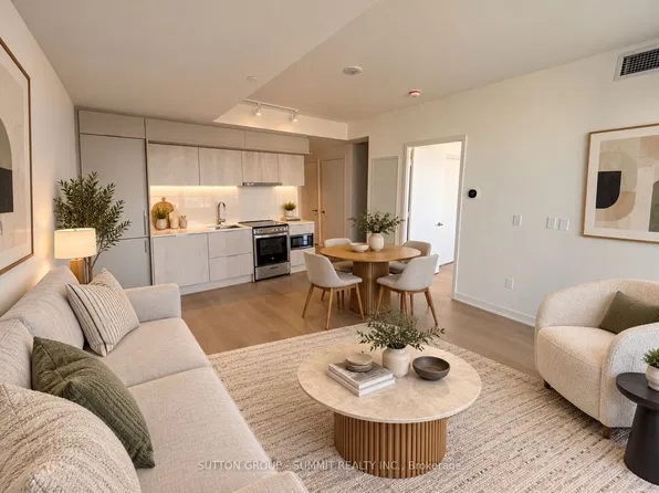 448 Burnhamthorpe Rd W, Mississauga, ON