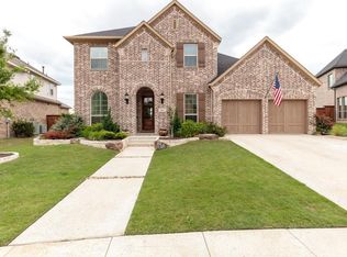963 Highpoint Way, Roanoke, TX 76262