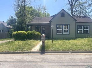 206 Fair Park Ave, Henderson, TX 75654
