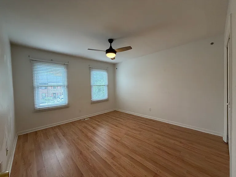 874 Baltimore Pl SW — Photo 14