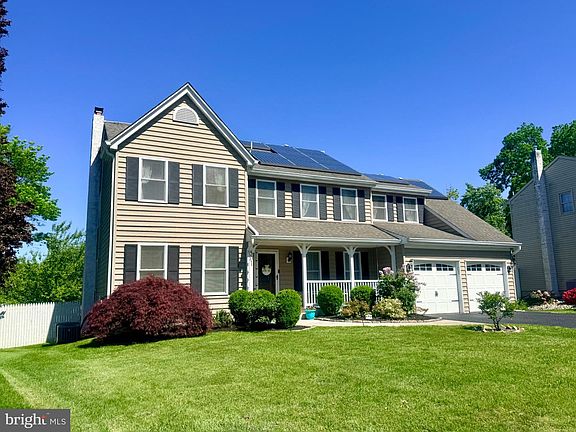 2nd image of 501 Stanford Rd
