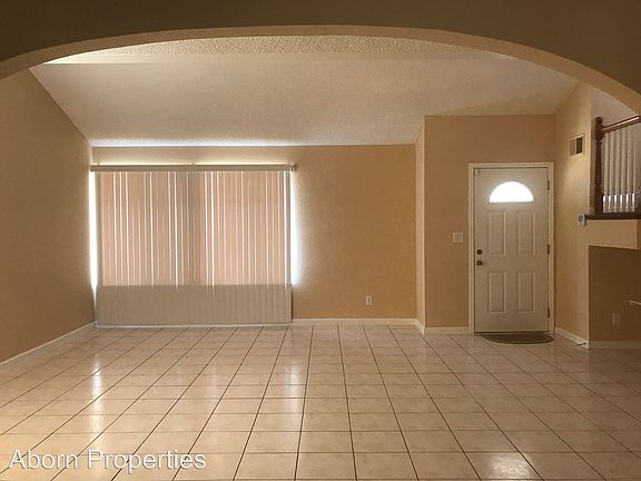 4th image of 4994 Berkeland Ct