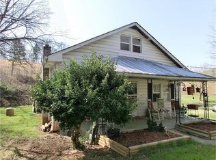 28 Brookshire Pl, Asheville, NC 28806