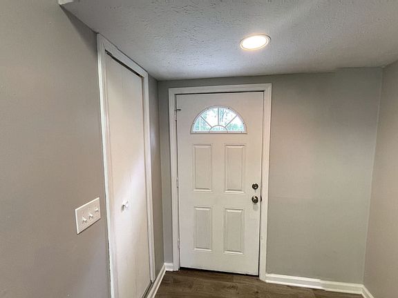 3rd image of 168 E Long Lake Blvd