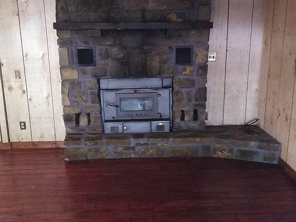 5th image of 118 King Arthur Ct