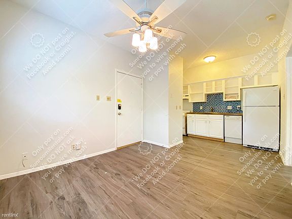 4th image of 1620 Waterston Ave APT 202