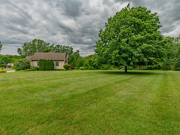 5th image of 3120 Ravenwood Ct