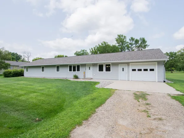 107 1st St, Campbell, MN 56522
