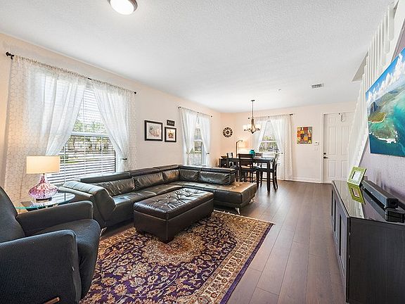 1504 SW 147Avenue, Pembroke Pines, FL 33027