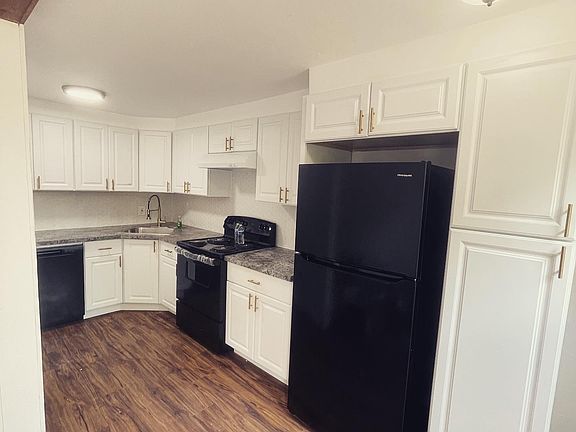 2nd image of 2140 Baker Dr