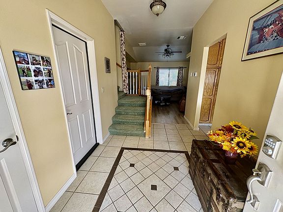 5th image of 400 W Shenandoah Ave