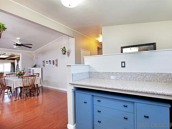 3rd image of 6384 Lake Albano Ave