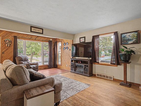 5th image of 1501 Weston STREET
