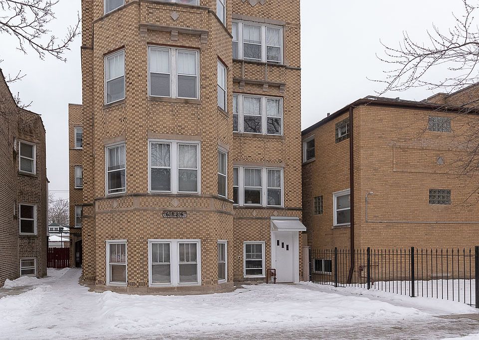 1st image of 6326 N Artesian Ave #F2