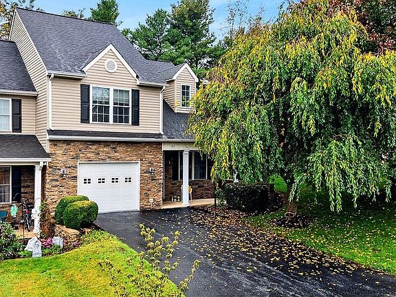 3rd image of 47 Villa View Dr