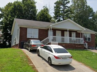 2966 Landmark Ct NE, Cleveland, TN 37312