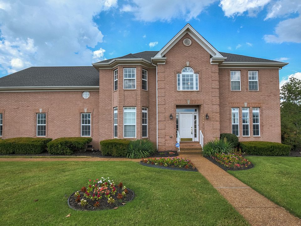 1st image of 2326 Amber Glen Dr