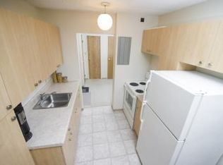 9 Mandalay Drive, Winnipeg, MB R2P 1T9
