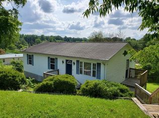 115 Drummond Ave, Oak Hill, WV 25901