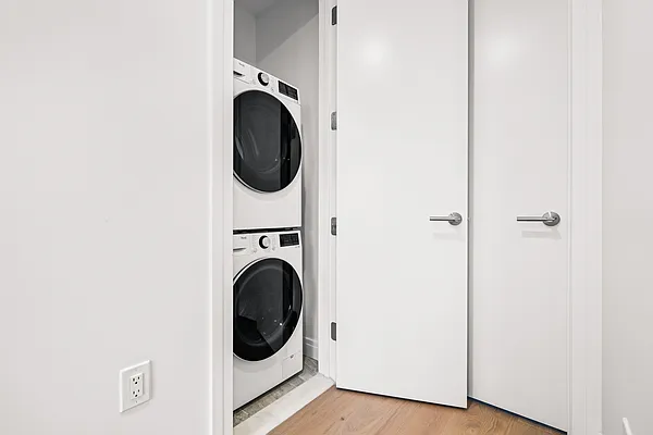 Rented by Nooklyn NYC LLC | media 42