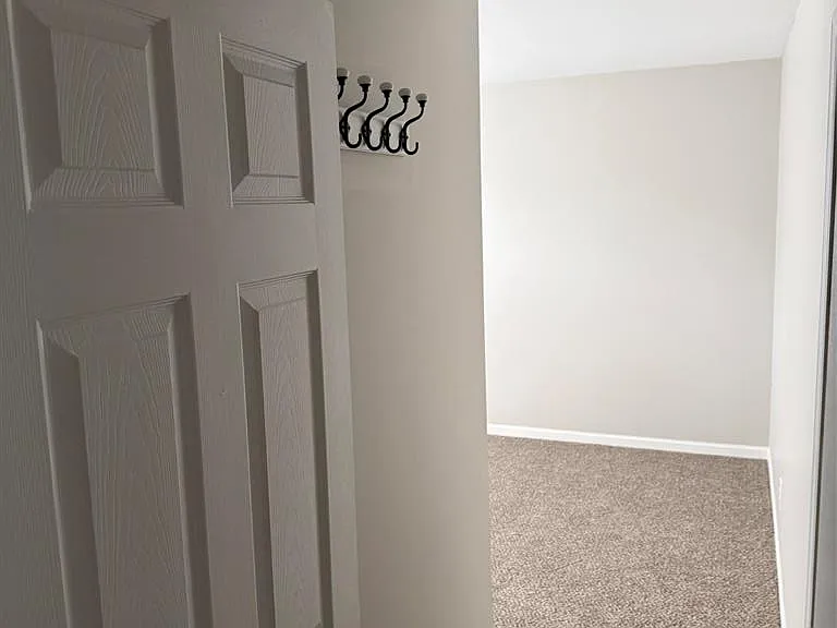 1106 Oak Valley Dr — Photo 11
