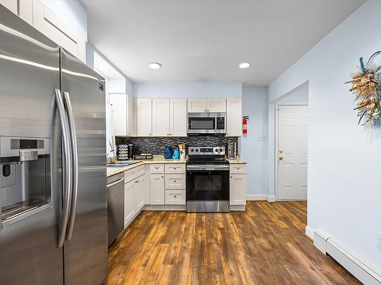 207 N Harvard Ave — Photo 20