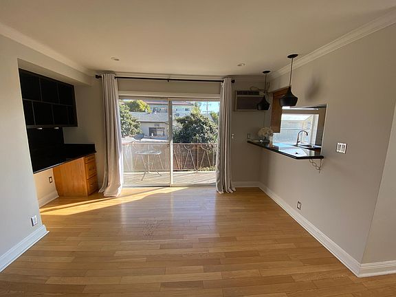 2nd image of 933 N Sierra Bonita Ave APT 8